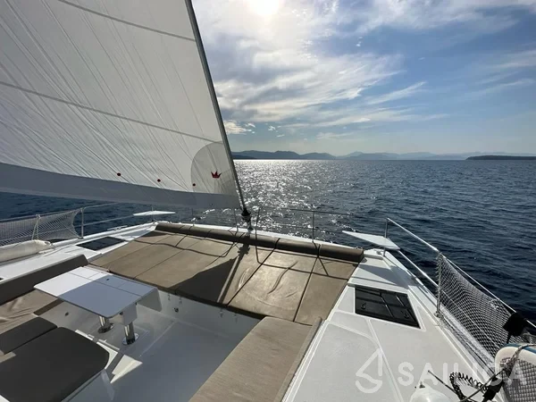 Bali 4.6 - Yacht Charter Sailica