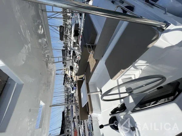 Bali 4.6 - Yacht Charter Sailica