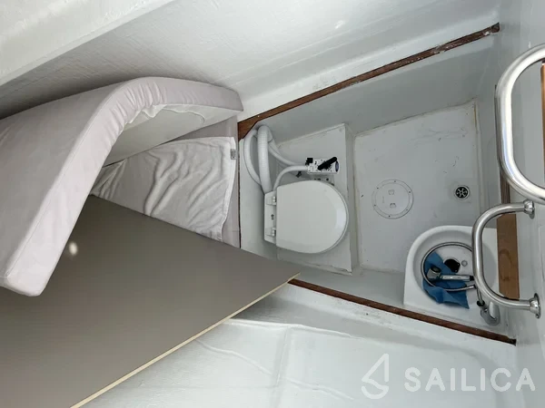 Bali 4.6 - Yacht Charter Sailica