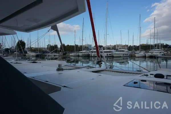 Leopard 45 - Yacht Charter Sailica