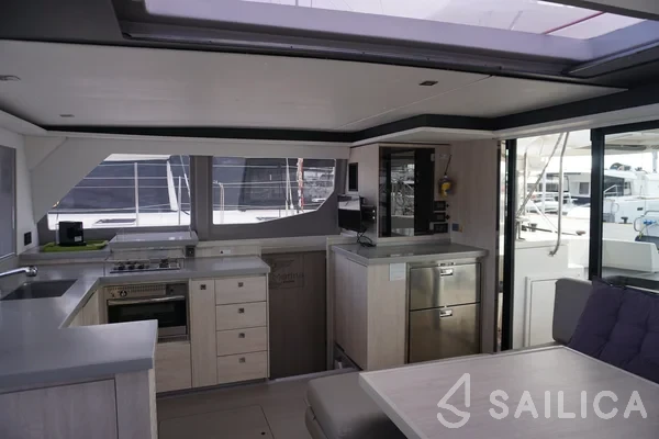 Leopard 45 - Yacht Charter Sailica