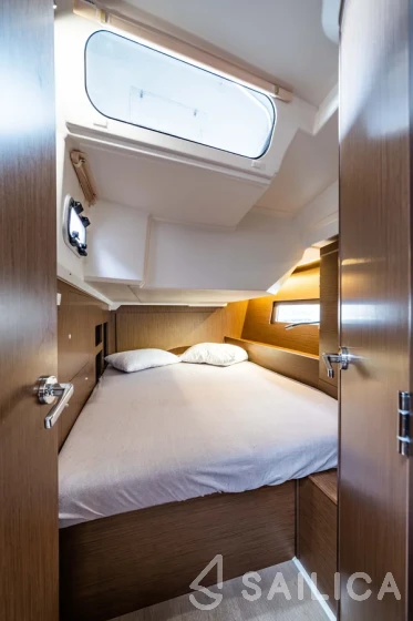 Oceanis 46.1 - Yacht Charter Sailica