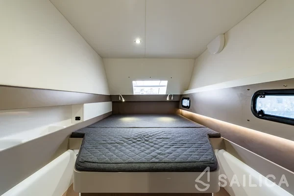 Bali 4.3 - Yacht Charter Sailica