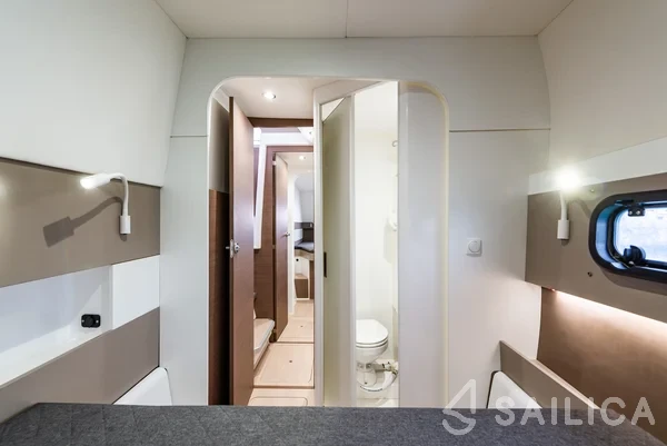 Bali 4.3 - Yacht Charter Sailica