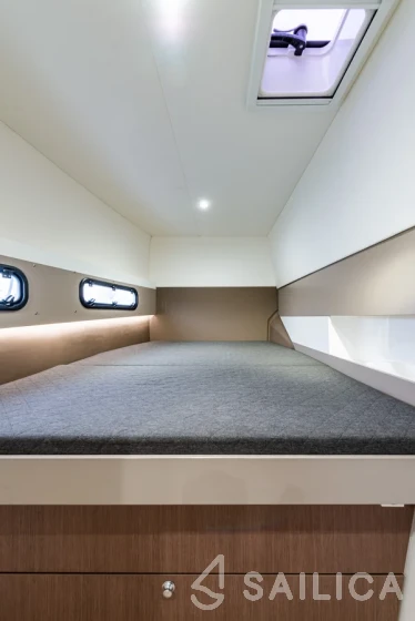 Bali 4.3 - Yacht Charter Sailica