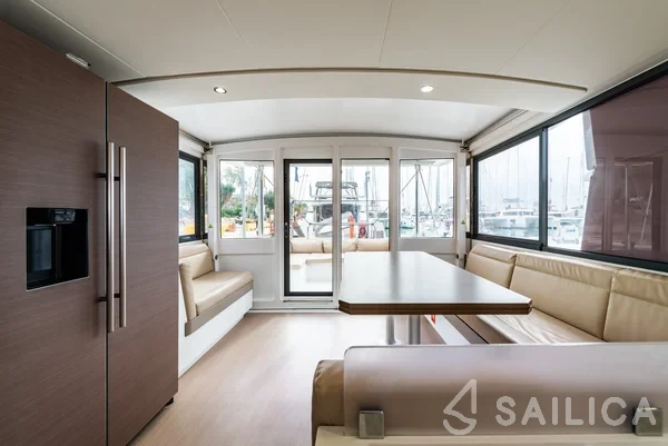 Bali 4.3 - Yacht Charter Sailica