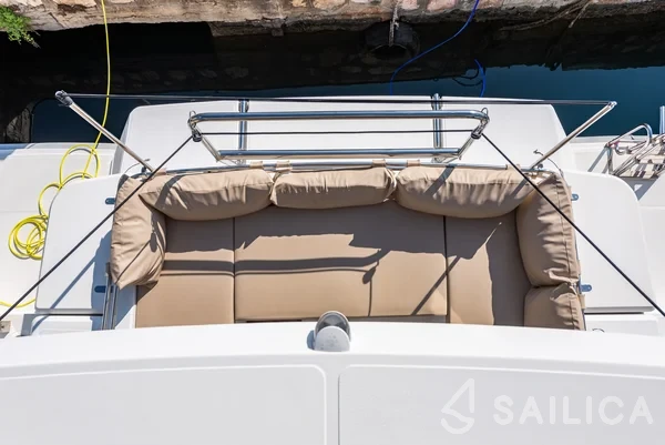 Bali 4.3 - Yacht Charter Sailica