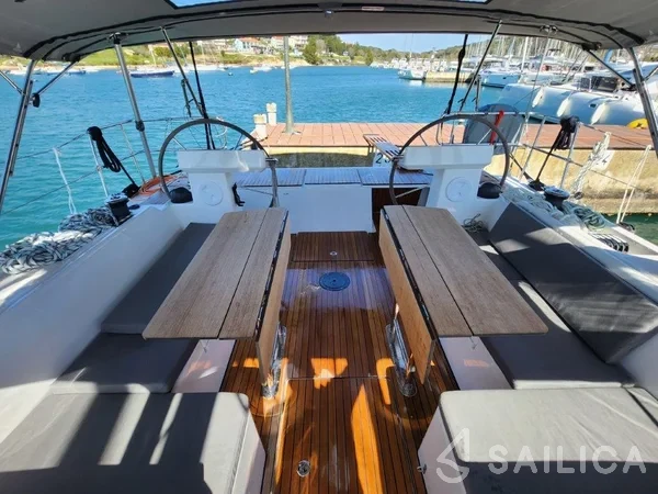 Bavaria C45 Style - Yacht Charter Sailica