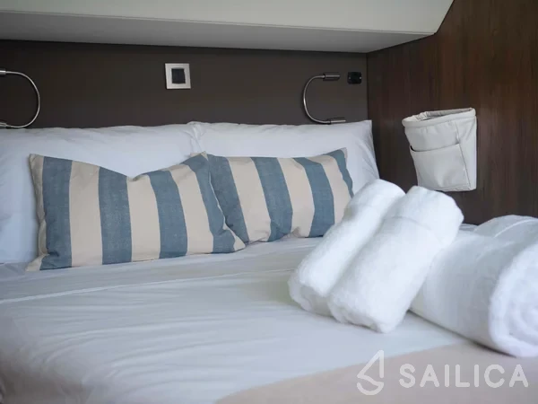 Bali 5.4. - Yacht Charter Sailica