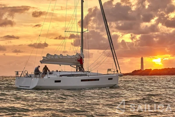 Sun Odyssey 490 - Yacht Charter Sailica