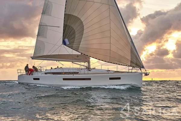 Sun Odyssey 490 - Yacht Charter Sailica
