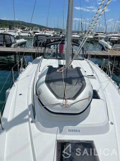 Bavaria C42 - Yacht Charter Sailica