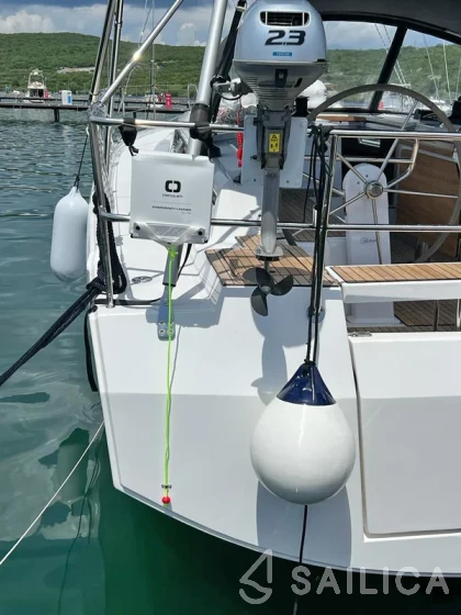 Bavaria C42 - Yacht Charter Sailica