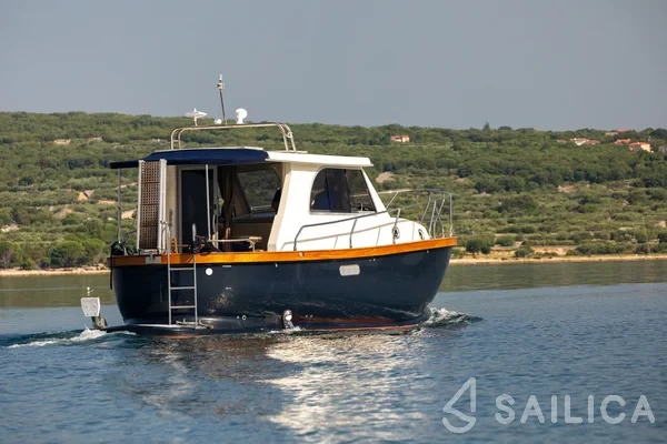 Adria Mare 38 - Yacht Charter Sailica