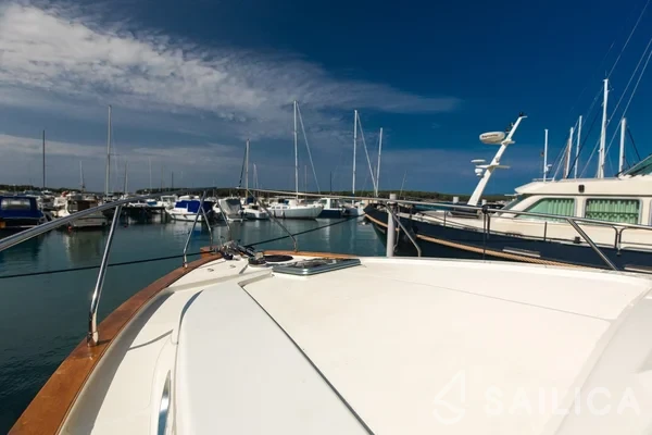 Adria Mare 38 - Yacht Charter Sailica