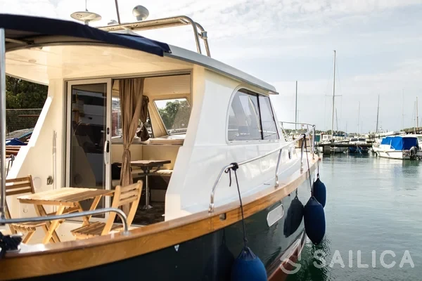 Adria Mare 38 - Yacht Charter Sailica