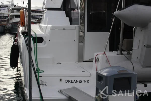Bali Catspace - Yacht Charter Sailica