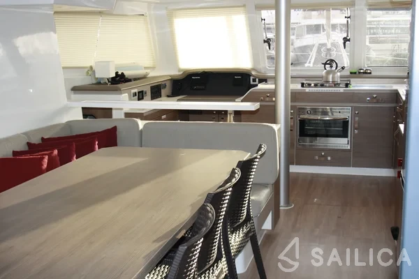 Bali Catspace - Yacht Charter Sailica
