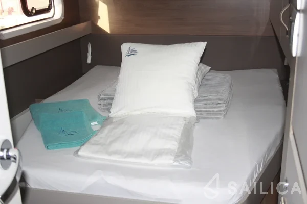 Bali Catspace - Yacht Charter Sailica
