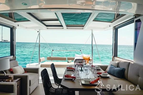 Bali 4.2 - Yacht Charter Sailica