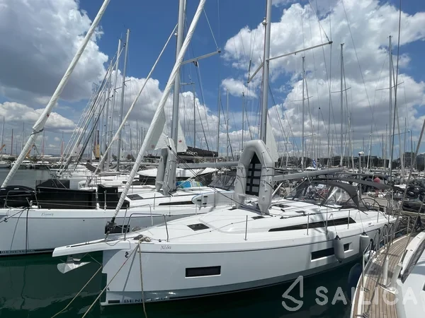 Oceanis 40.1 - Photo #70 Oceanis 40.1 - Yacht Charter Sailica