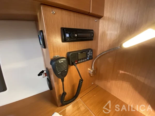 Bavaria C42 - Yacht Charter Sailica