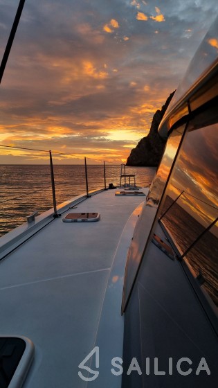Nautitech 46 Open - Yacht Charter Sailica