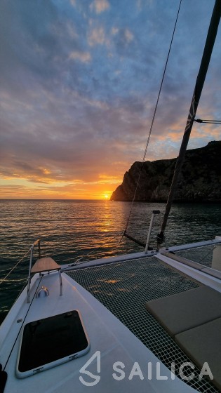Nautitech 46 Open - Yacht Charter Sailica