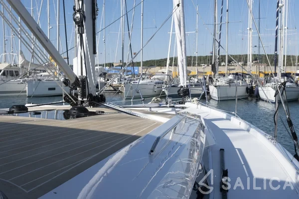 Hanse 460 - Yacht Charter Sailica