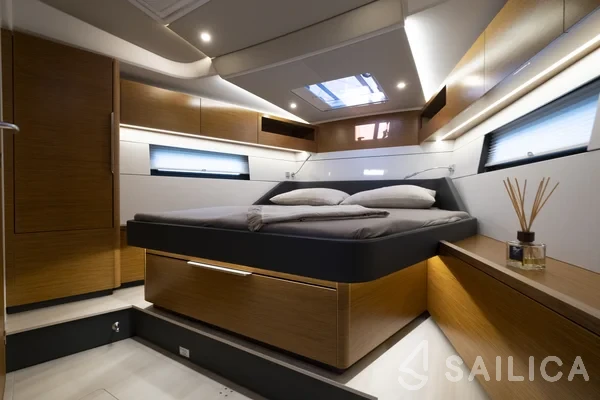 Hanse 460 - Yacht Charter Sailica