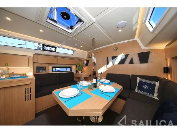 Bavaria C42 - Yacht Charter Sailica