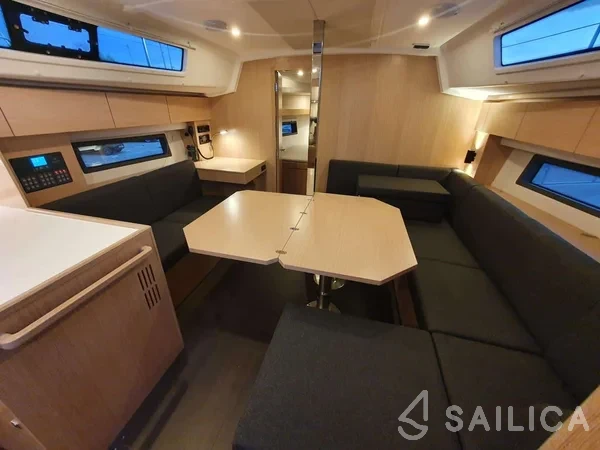 Bavaria C42 - Yacht Charter Sailica