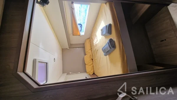Bali 4.2 - Yacht Charter Sailica