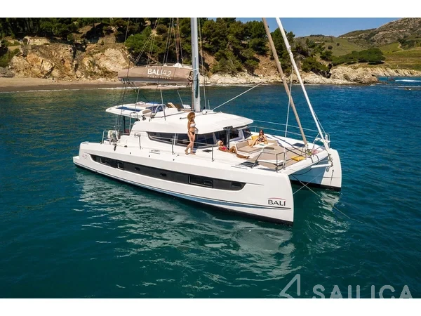 Bali 4.2 - Yacht Charter Sailica
