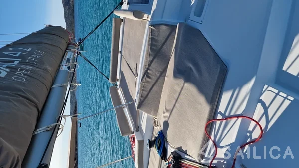 Bali 4.2 - Yacht Charter Sailica