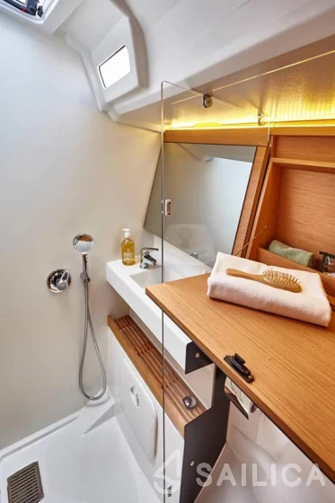 Sun Odyssey 440 - Yacht Charter Sailica
