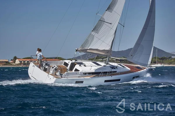 Sun Odyssey 440 - Yacht Charter Sailica