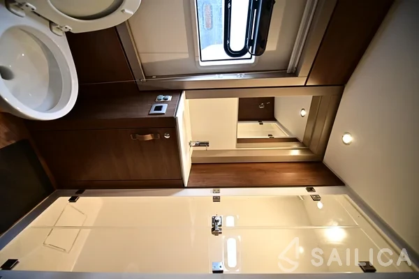 Bali 4.4 - Yacht Charter Sailica