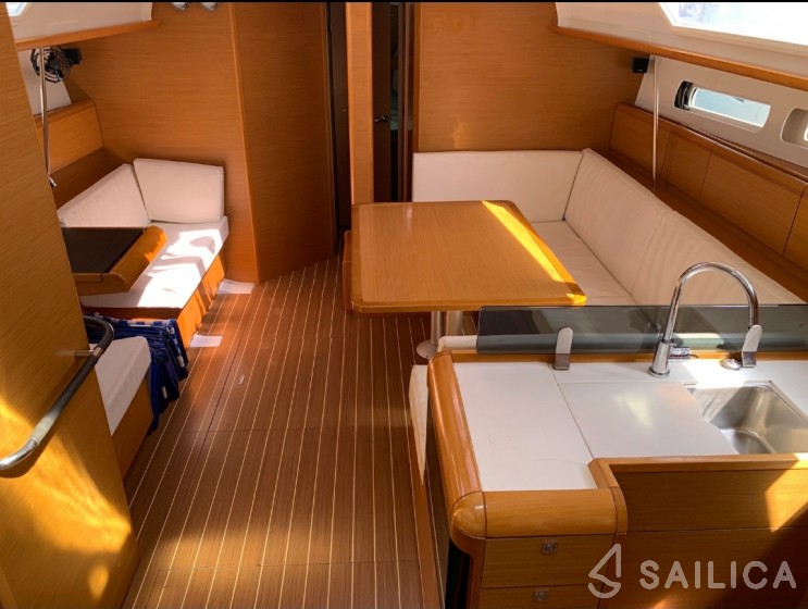 Sun Odyssey 439 - Yacht Charter Sailica
