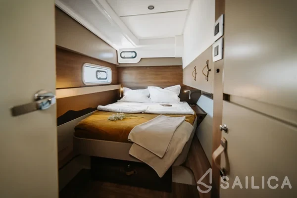 Bali Catspace - Yacht Charter Sailica