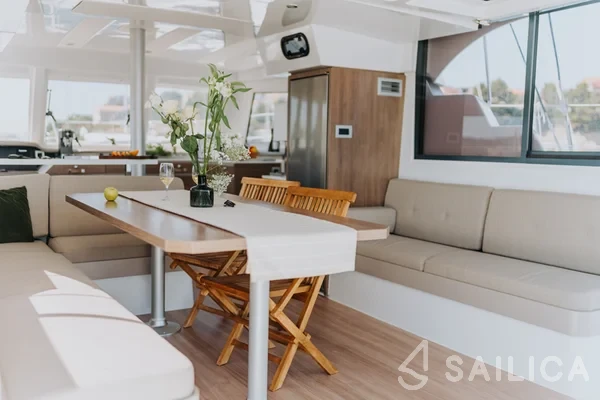 Bali Catspace - Yacht Charter Sailica