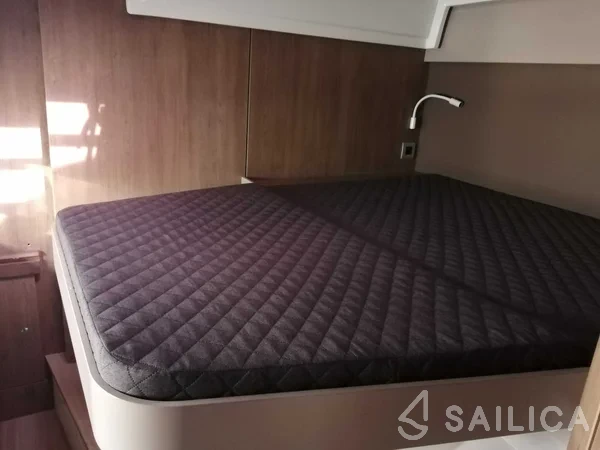 Bali Catspace - Yacht Charter Sailica