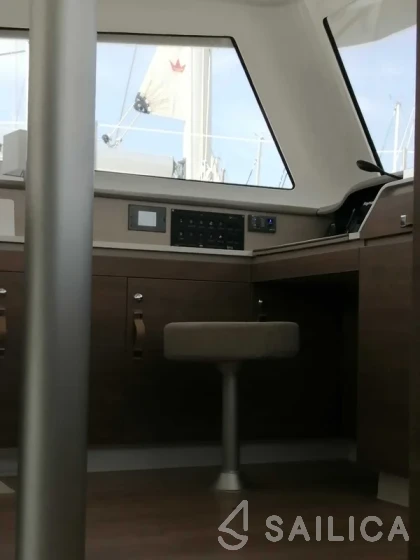 Bali Catspace - Yacht Charter Sailica