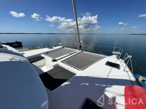 Lagoon 450  Flybridge - Yacht Charter Sailica