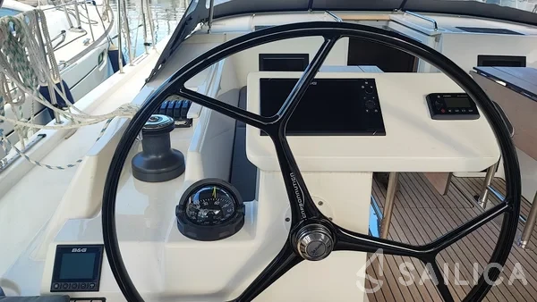 Bavaria C45 - Photo #81 Bavaria C45 - Yacht Charter Sailica