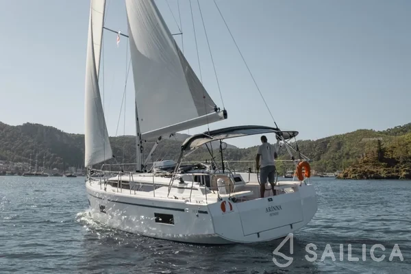 Bavaria C38 - Yacht Charter Sailica