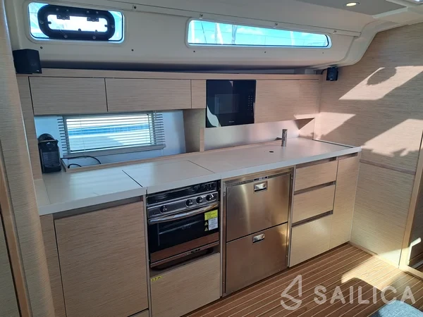 Hanse 508 - Yacht Charter Sailica