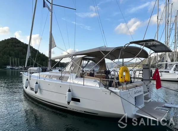 Dufour 390 Grand Large - Yacht Charter Sailica