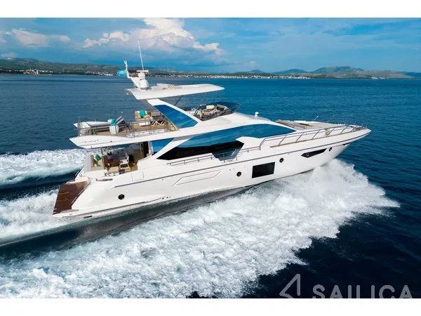 Azimut 72 - Yacht Charter Sailica