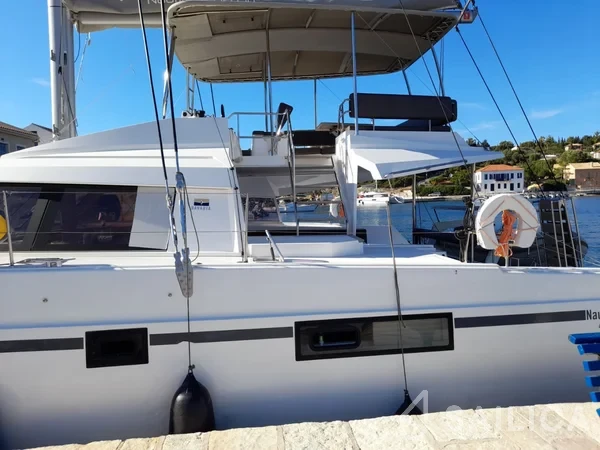 Nautitech 46 Fly - Yacht Charter Sailica